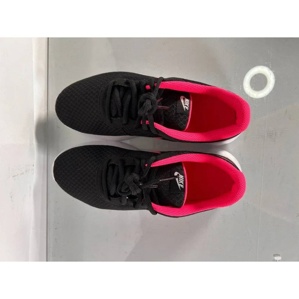 Nike Tanjun‎ GS Black Hyper Pink White Kids Size 6.5 Running Shoes 818384 061